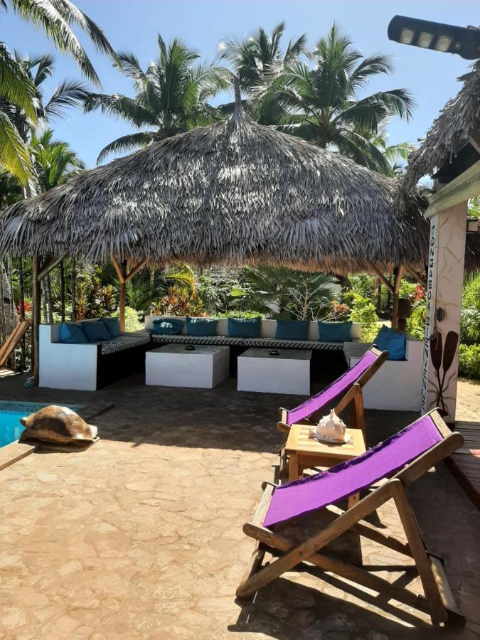 Le Moya Beach Нуси-Бе Экстерьер фото