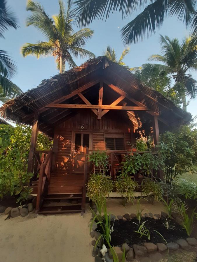Le Moya Beach Нуси-Бе Экстерьер фото