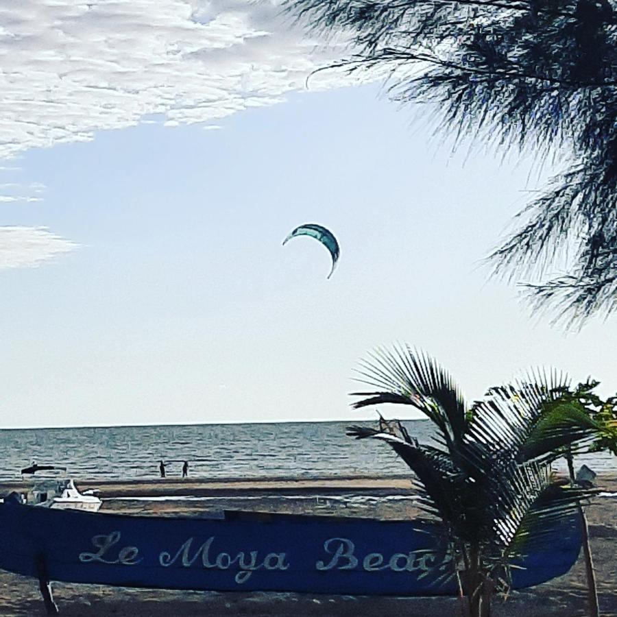 Le Moya Beach Нуси-Бе Экстерьер фото