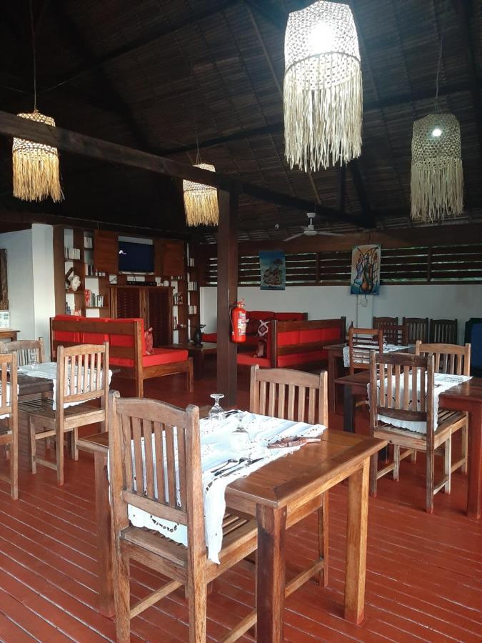 Le Moya Beach Нуси-Бе Экстерьер фото